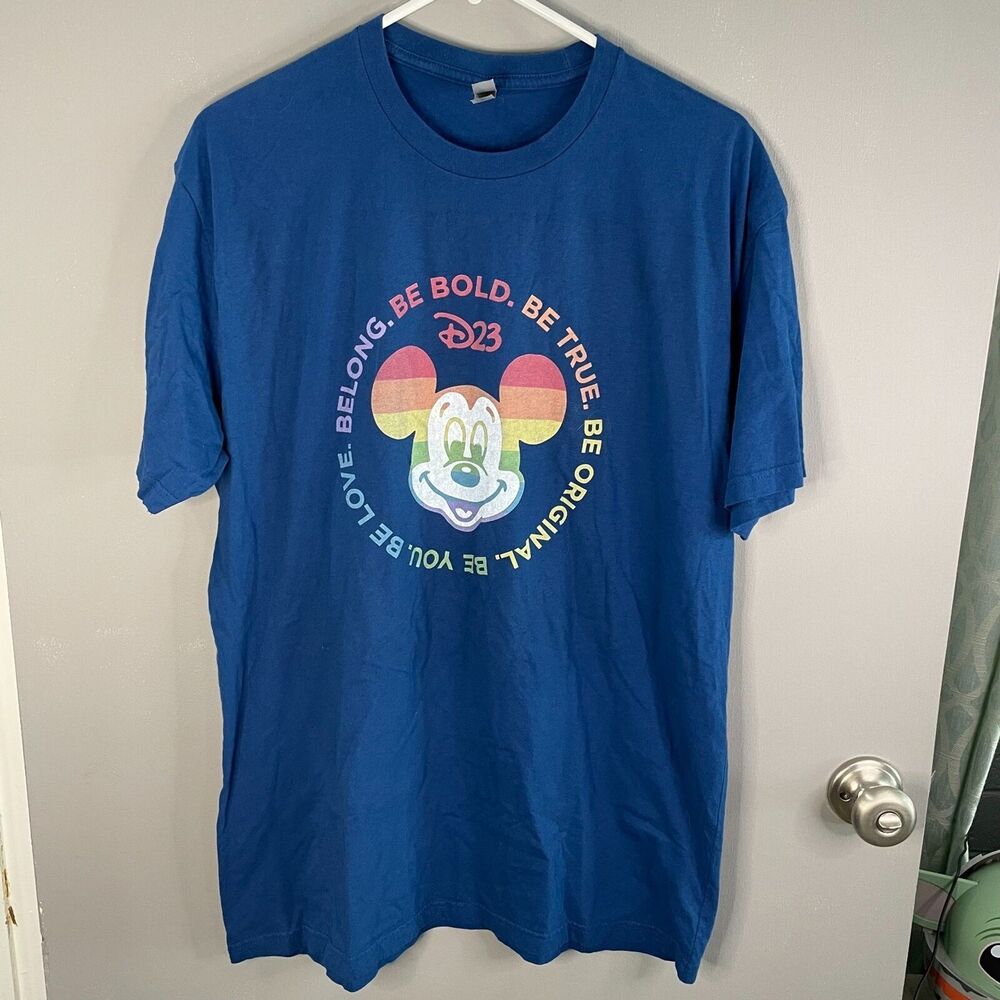 Disney Mens XL D23 Expo Pride Short Sleeve Crew Neck T-Shirt